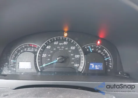 2015 Toyota Camry Le z USA, uszkodzony, nr VIN 4T1BF1FK5FU107810